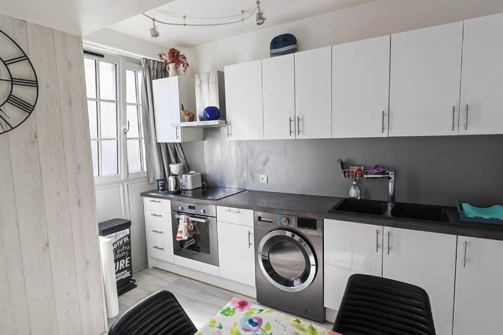 Appartement Cosy 2 Pieces Hyper Centre Rochefort  Luaran gambar